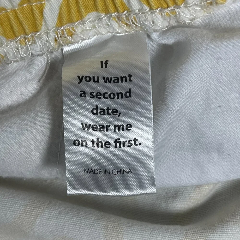 PacSun Mens Volley Shorts Yellow White Wave Print Size L - Picture 4 of 8